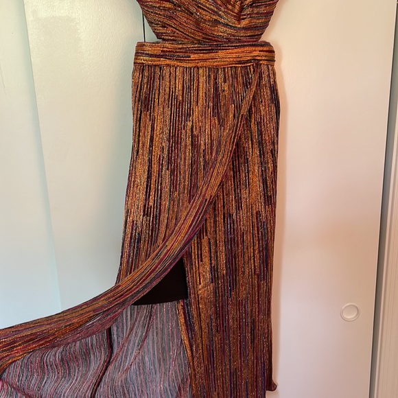 Aidan by Aidan Mattox metallic pleated dress - Picture 10 of 11